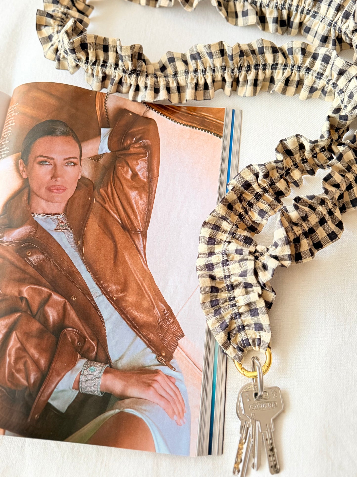 Cuelga Llaves / Landyards Rizado Vichy Negro y Beige