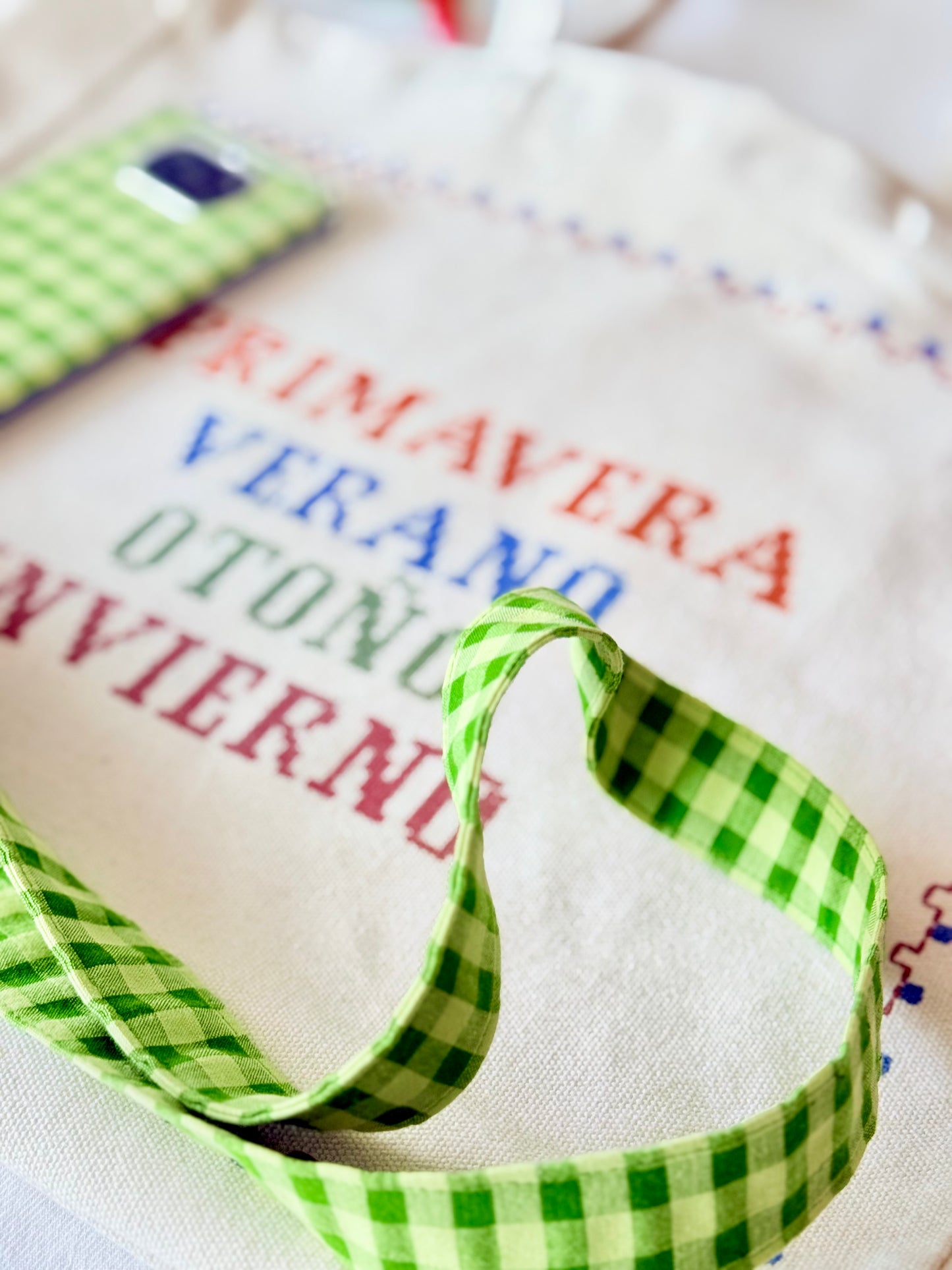 Conjunto Cuelga Movil Vichy Matcha Seersucker