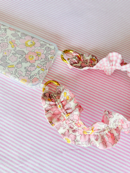 Conjunto Cuelga Movil Rizado Corto Liberty Betsy Rosa y Vichy