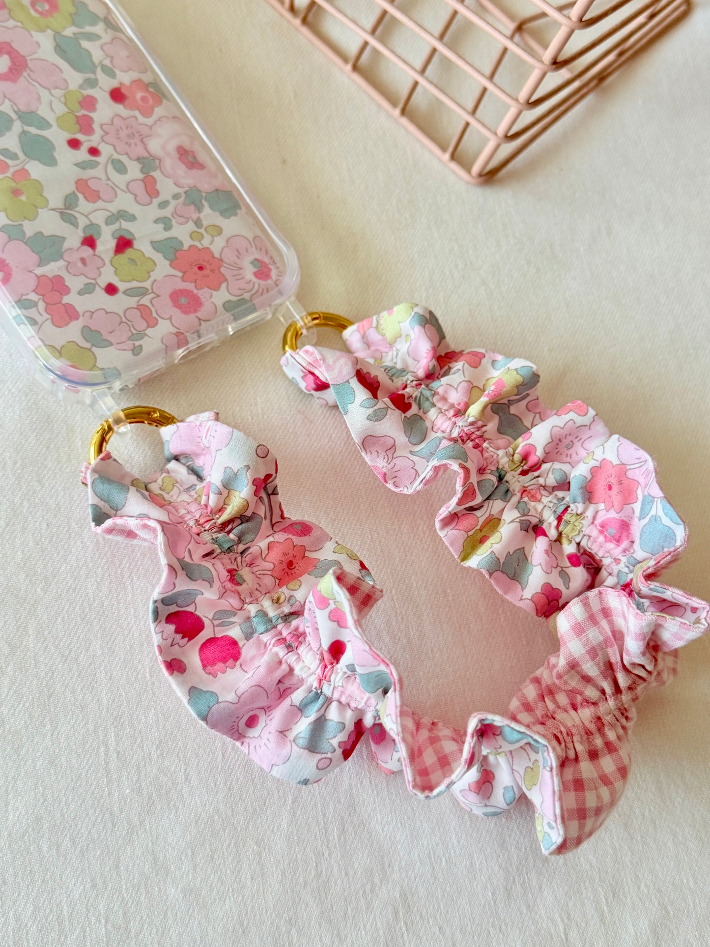 Conjunto Cuelga Movil Rizado Corto Liberty Antonella y Vichy