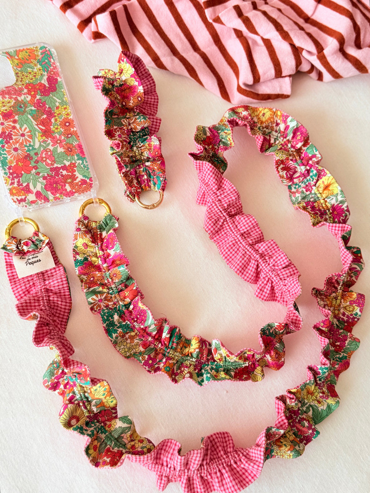 Conjunto Cuelga Movil Liberty Jordina y Vichy