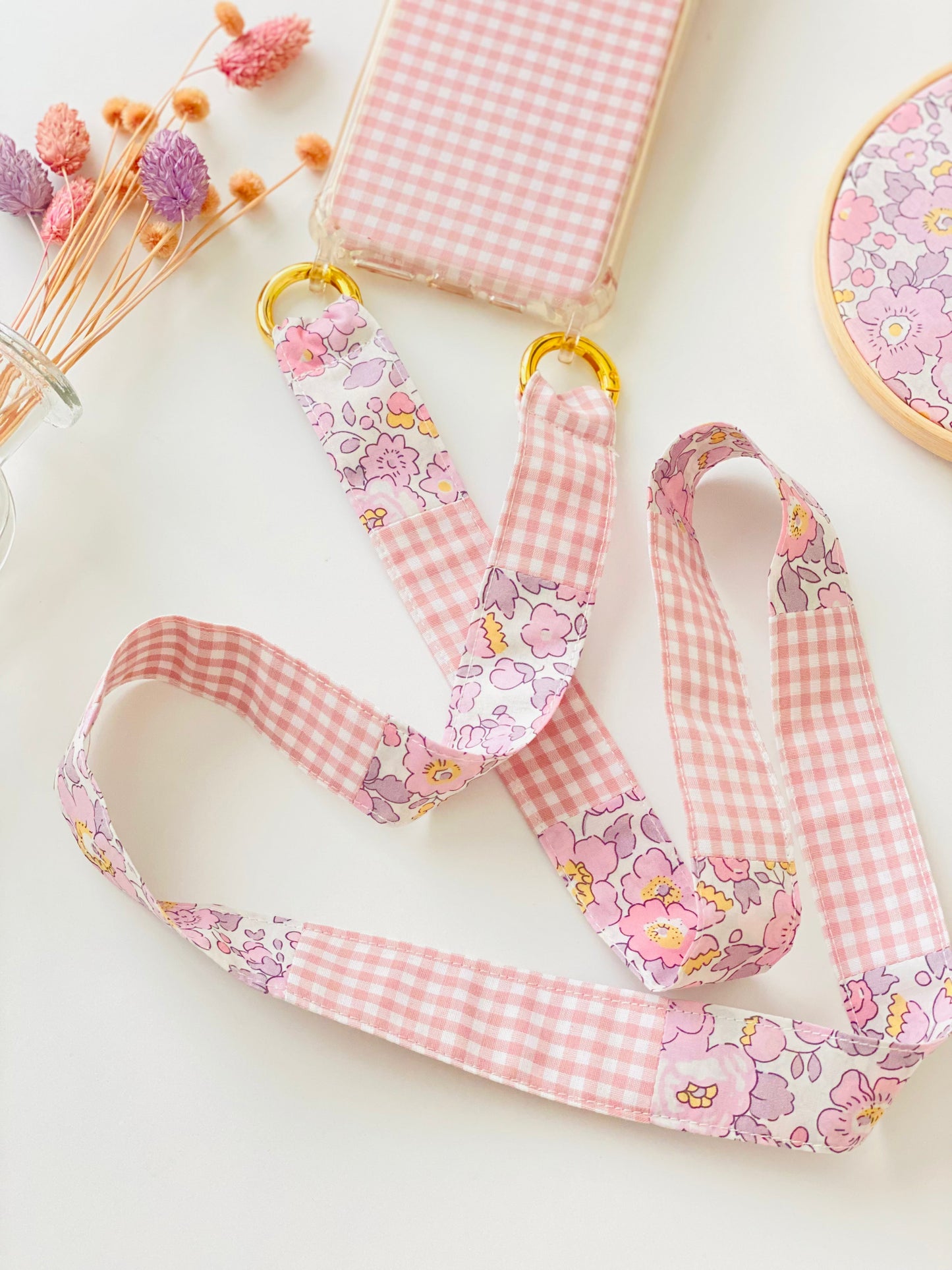 Conjunto Cuelga Móvil Liberty Betsy Rosa Empotrado y Vichy