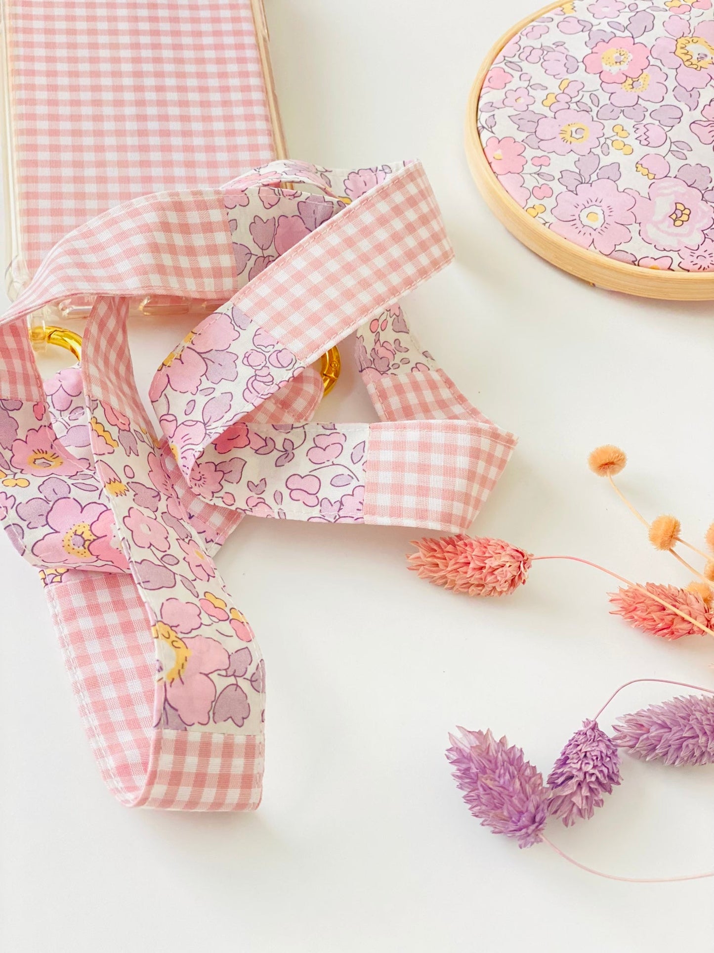 Conjunto Cuelga Móvil Liberty Betsy Rosa Empotrado y Vichy